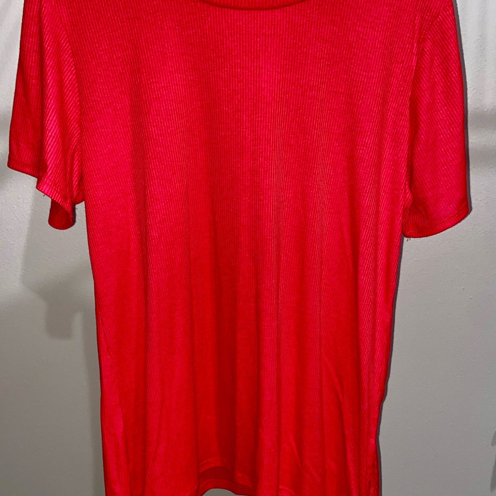 Just Be Bold Scarlet Short Sleeve Tee
